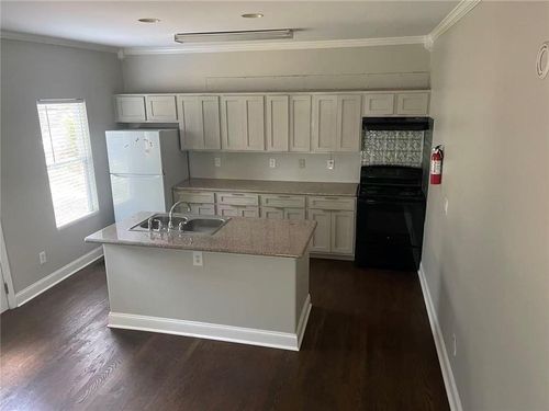 1029 Sims St Sw, Atlanta, GA, 30310-3141 | Card Image