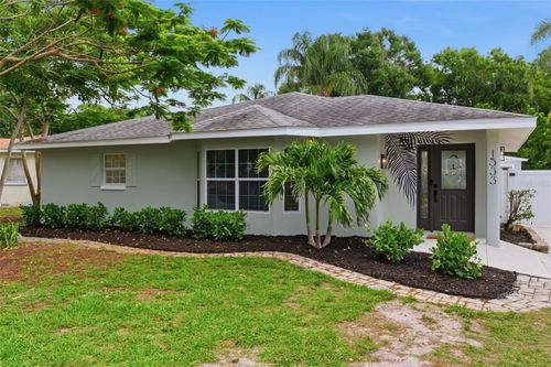 1533 Suffolk St N, St Petersburg, FL, 33710-5621 | Card Image