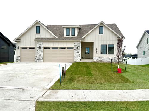 265 Nw Copperleaf Ct, Waukee, IA, 50263-2909 | Card Image