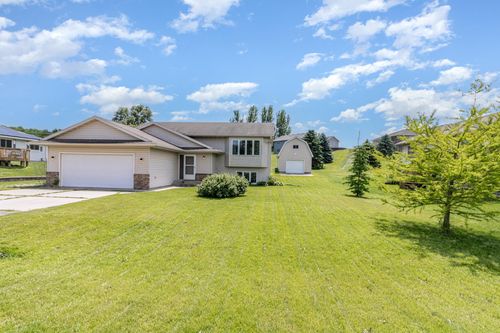 204 Sidney St E, Morristown, MN, 55052-4028 | Card Image