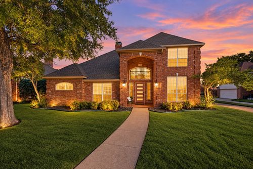 405 Brazil Dr, Hurst, TX, 76054-2421 | Card Image