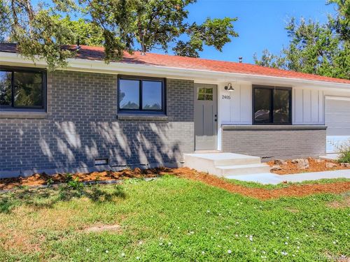 2405 Lee St, Lakewood, CO, 80215-1427 | Card Image