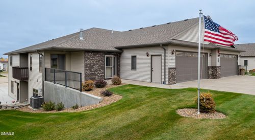 2-3400 Baltus Lane, Bismarck, ND, 58501 | Card Image