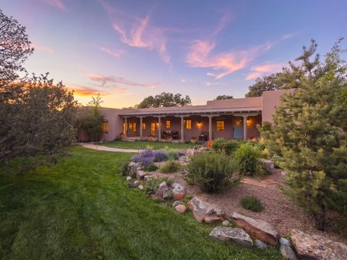 3876 Old Santa Fe Trl, Santa Fe, NM, 87505-4559 | Card Image