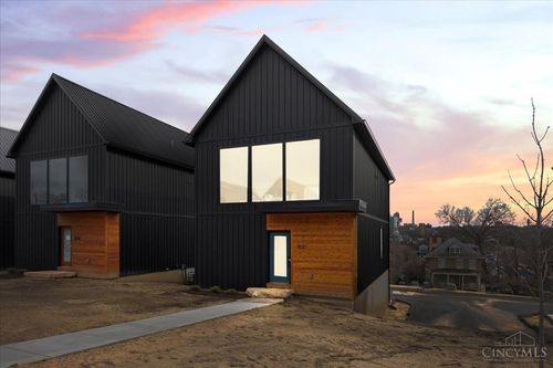 3531 Eden Ave, Cincinnati, OH, 45229-2401 | Card Image