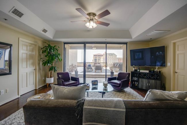 APT-805 - 5909 Luther Ln, Condo with 2 bedrooms, 2 bathrooms and null parking in Dallas TX | Image 8