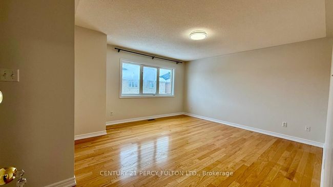 17 Ambercroft St, House other with 5 bedrooms, 4 bathrooms and 2 parking in Markham ON | Image 9