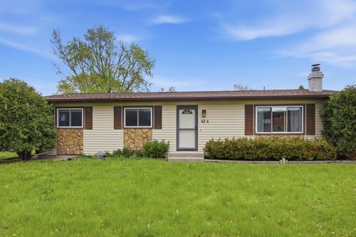 434 Dale Avenue, Moorhead, MN, 56560 | Card Image