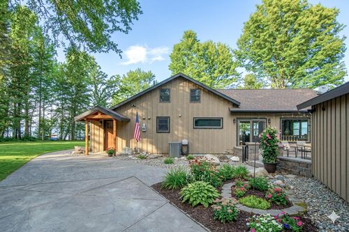 7516 Blue Water Beach Rd Nw, Walker, MN, 56484-2626 | Card Image