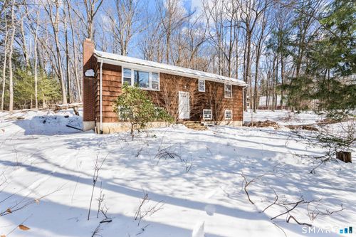 9 New Light Dr, Danbury, CT, 06810-8421 | Card Image