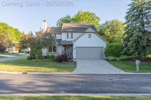 5736 Shannon Ln, Clarkston, MI, 48348-5165 | Card Image