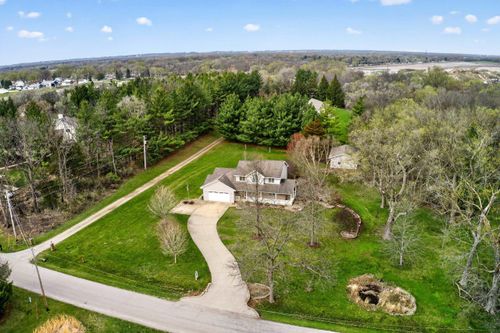 500 Douglas Rd, Waterloo, IA, 50703-9309 | Card Image