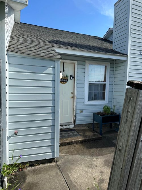 b-132 Witten Cir, Havelock, NC, 28532-1844 | Card Image