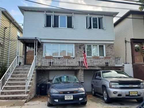 12 Packard St, Bayonne, NJ, 07002-4922 | Card Image