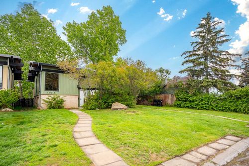 11016-5 Street Sw, Calgary, AB, T2W1Y6 | Card Image