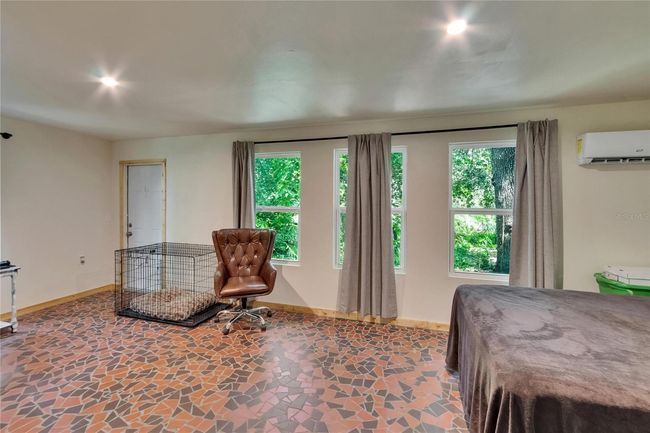 Bottom floor bedroom with private entrance | Image 30