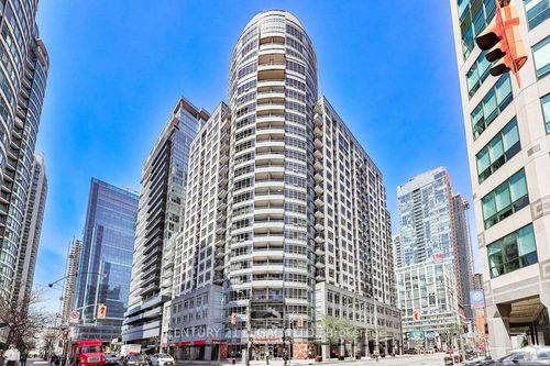 902-20 Blue Jays Way, Toronto, ON, M5V3W6 | Card Image