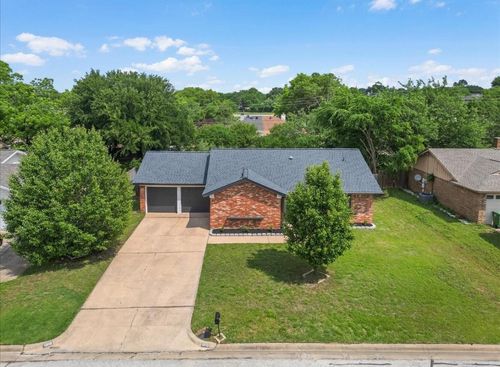 1013 Springdale Rd, Bedford, TX, 76021-4259 | Card Image