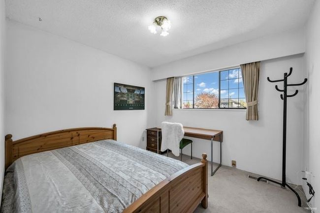 7551 Barkerville Crt, House other with 3 bedrooms, 3 bathrooms and 2 parking in Richmond BC | Image 30
