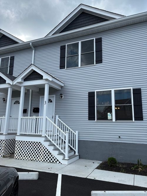 03-184 Avenue C, Woonsocket, RI, 02895-6209 | Card Image