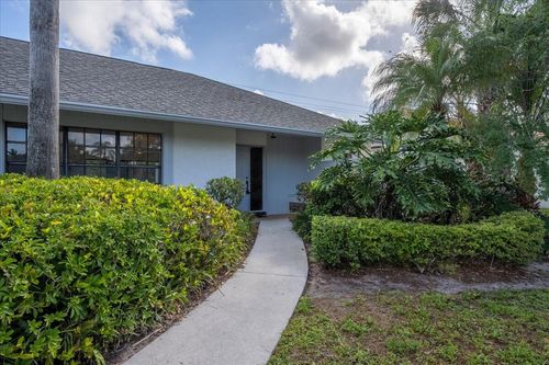 2216 Amesbury Ct, Wellington, FL, 33414-8021 | Card Image
