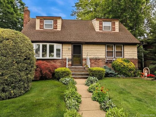 2306 Fowler Street, Hempstead, NY, 11710 | Card Image