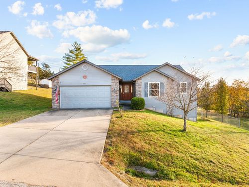 439 Grand Ave, Branson, MO, 65616-9883 | Card Image