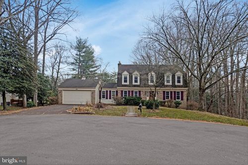 1215 Delta Glen Ct, VIENNA, VA, 22182-1321 | Card Image