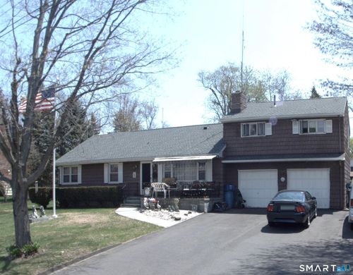 49 Sunrise Ave, Trumbull, CT, 06611-1944 | Card Image