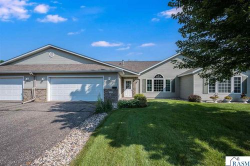 122 Oxford Path, Mankato, MN, 56001 | Card Image