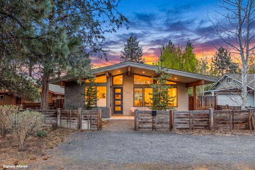 1415 Nw Elgin Ave, Bend, OR, 97703-3031 | Card Image