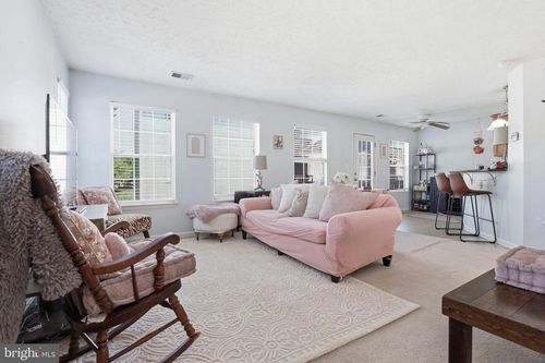 7961 Calvary Ct, MANASSAS, VA, 20109-7770 | Card Image