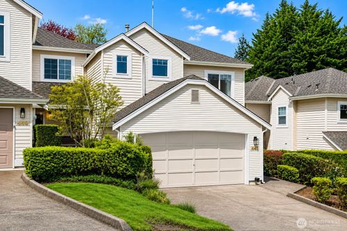 441 S 51st Ct, Renton, WA, 98055-6363 | Card Image