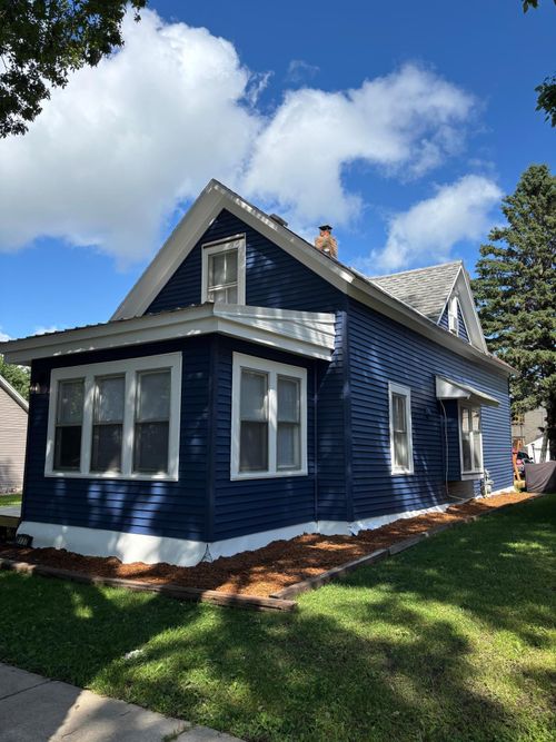 1137 Ash Ave, Gibbon, MN, 55335-2197 | Card Image