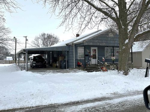 205 W 3rd St, Fowler, IN, 47944-1047 | Card Image