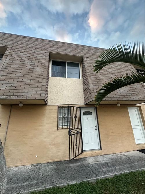 apt-4f-10902 Sw 2nd St, Miami, FL, 33174-1232 | Card Image