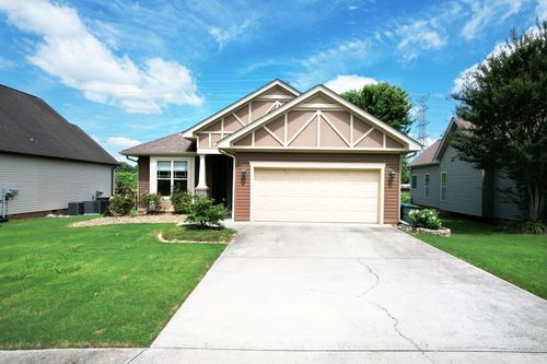 955 Dodie Dr, Chattanooga, TN, 37421-1280 | Card Image