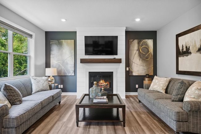 Photo of model home, actual features may vary | Image 4