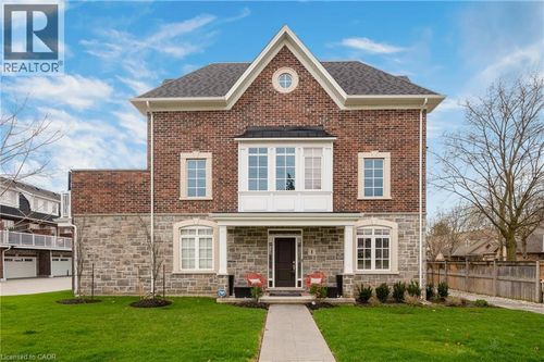 1-2362 New Street, Burlington, ON, L7R1J6 | Card Image