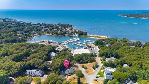 24 Fiddlers Cove Rd, North Falmouth, MA, 02556-2317 | Card Image