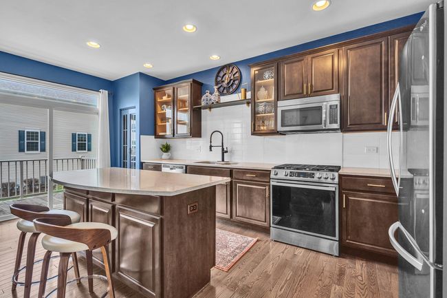 525 Town Center Blvd, Townhouse with 3 bedrooms, 3 bathrooms and 2 parking in Gilberts IL | Image 7