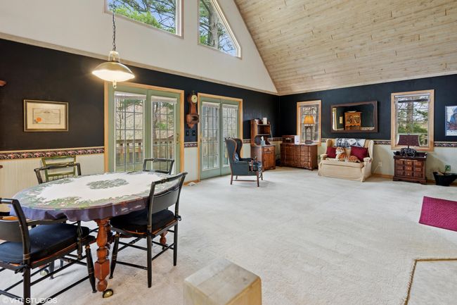 06_4153NBlueridgeDr_2033_LivingDiningAre | Image 6