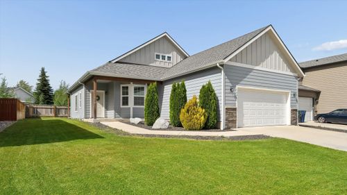 1601 E Marilyn Cir, Deer Park, WA, 99006-5364 | Card Image