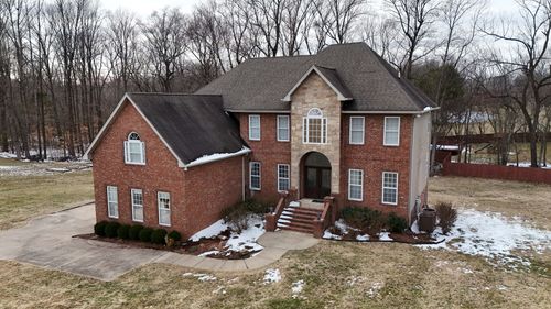 1033 Valleydale Ave, Cross Plains, TN, 37049-4778 | Card Image
