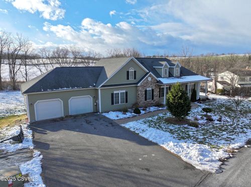 223 Country Rd, Lewisburg, PA, 17837-7062 | Card Image