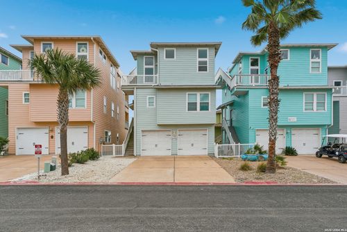 49-2525 S 11th St, Port Aransas, TX, 78373-6035 | Card Image