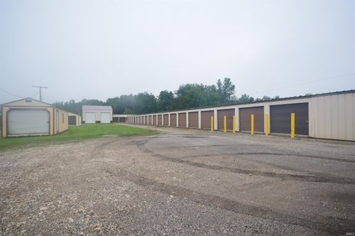 380 Liberty St, Walkerton, IN, 46574-1246 | Card Image