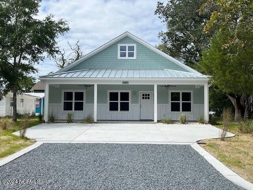 147 Nw 2nd Street, Oak Island, NC, 28465 | Card Image