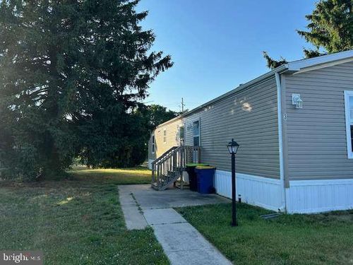 3 Kenton Cir, CLAYTON, DE, 19938-1904 | Card Image