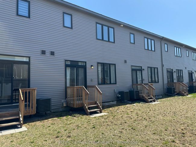 522 Branch St, House attached with 3 bedrooms, 3 bathrooms and 2 parking in Ottawa ON | Image 28